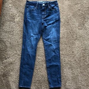 Women’s American Eagle jeans